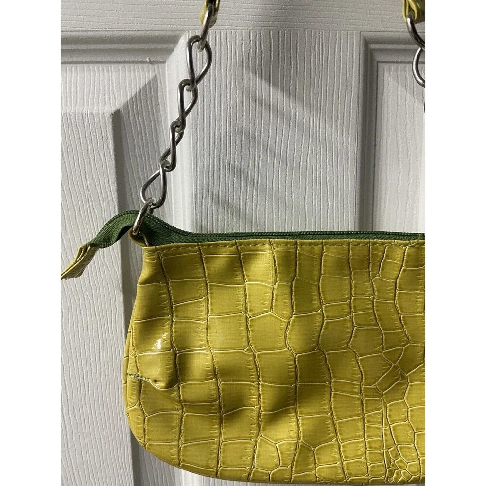 Girls Vintage Green Vinyl Hand Bag Small Chain Zippered